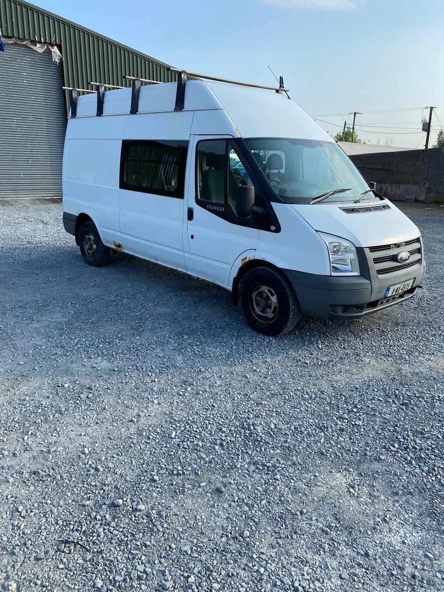 2011 Ford Transit crew cab - Image 2