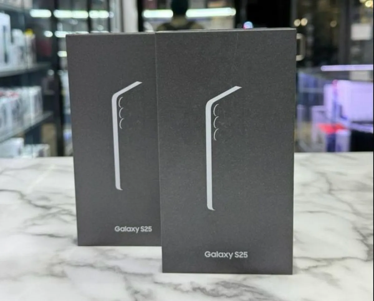 Samsung  S25 256gb