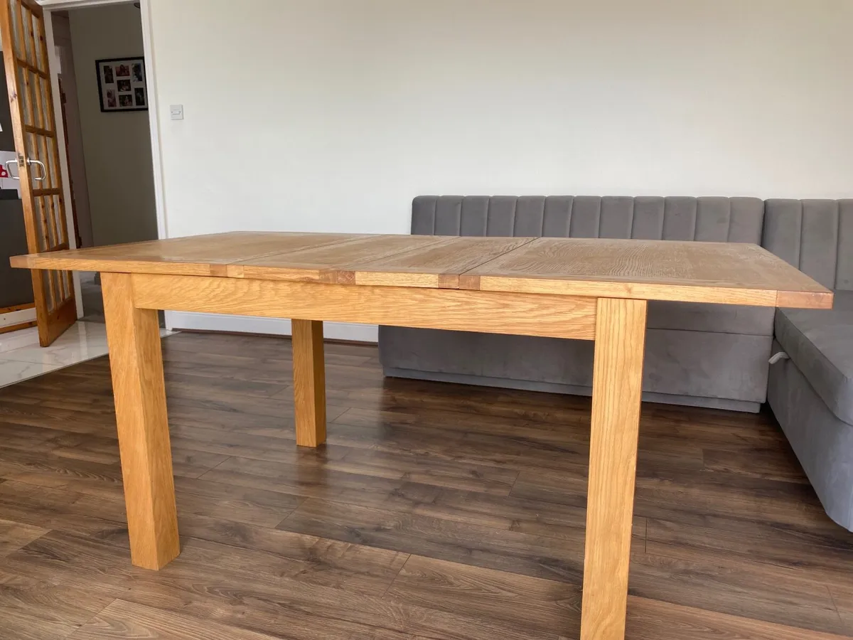 Table & Chairs - Image 1
