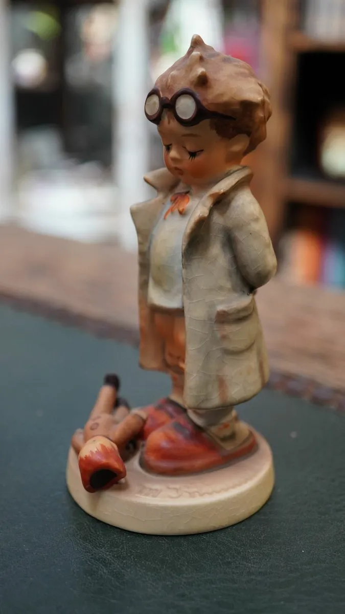 Goebel Hummel Figurine - Doctor - Image 3