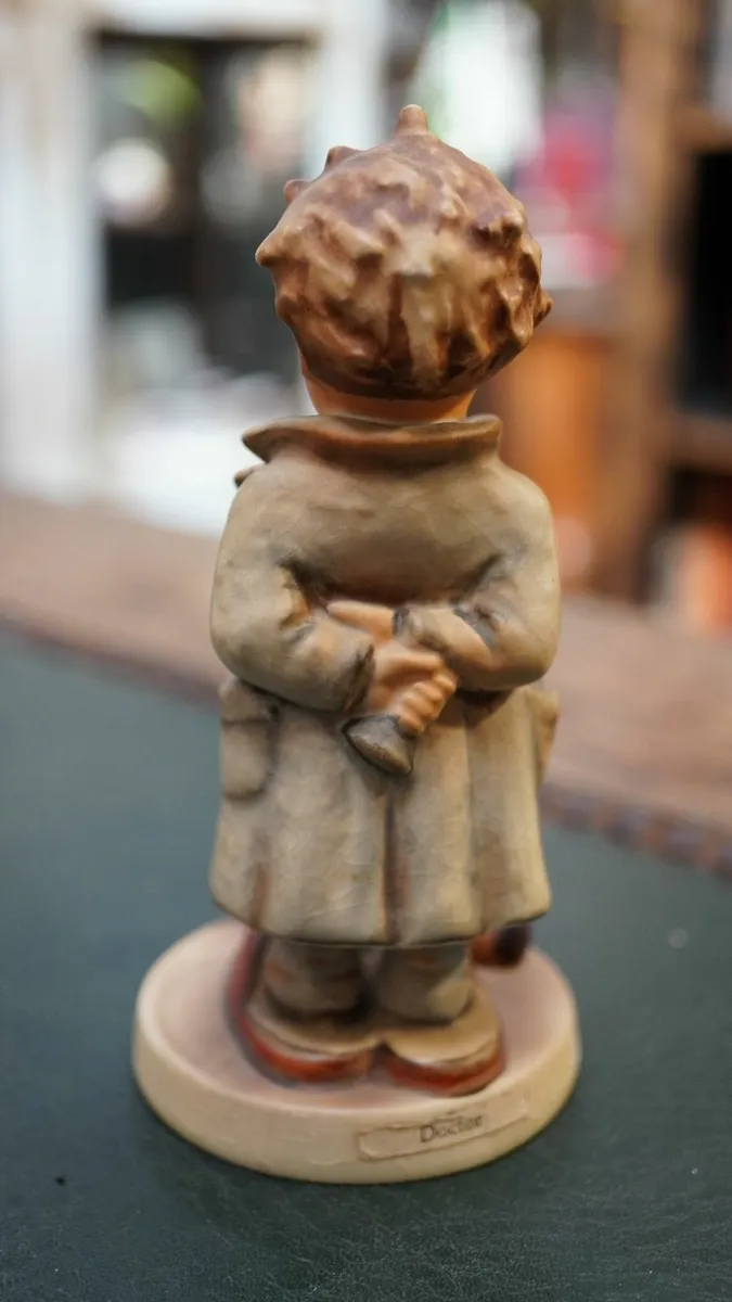 Goebel Hummel Figurine - Doctor - Image 4