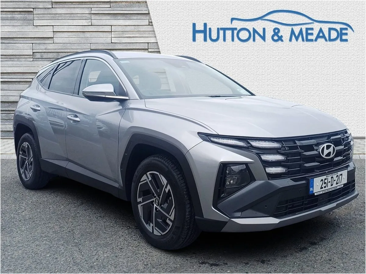Hyundai Tucson Executive HEV 1.6 Petrol 5dr - Image 1