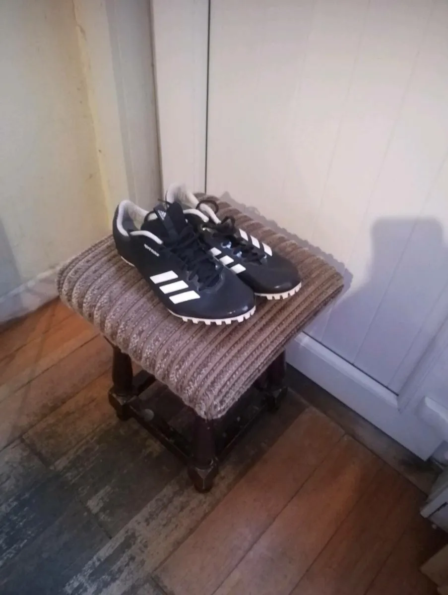 Adidas sprintstar youth running spikes - Image 2