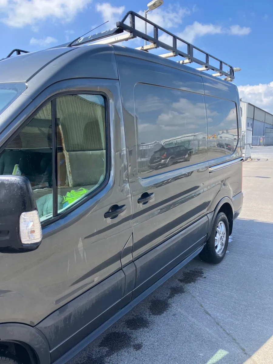 Ford Transit 2019 - Image 2