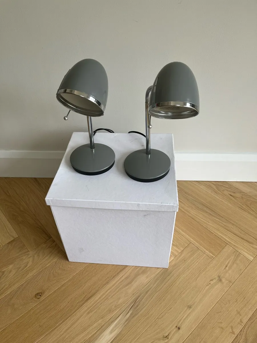 Bedside lamps - Image 1