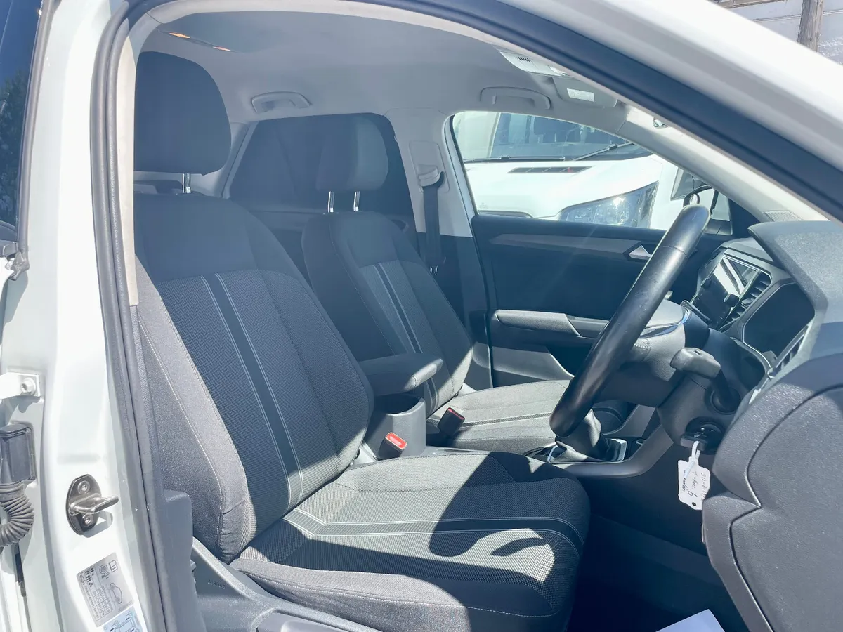 Volkswagen T-Roc 2.0 TDI 115PS 2 Seat Van,2021 - Image 4