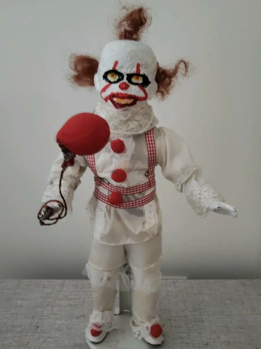 Scary figurines - Image 1