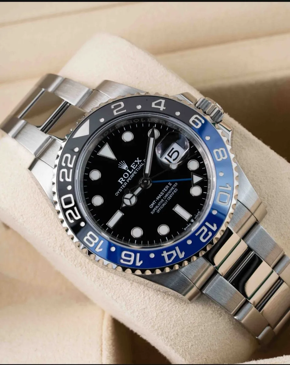 Rolex GMT Master II Batman (new reference) - Image 4