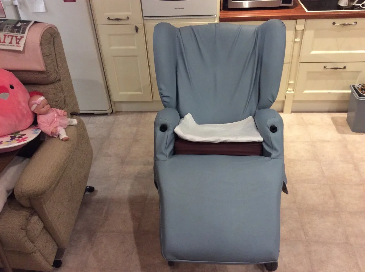 Disability items - Image 4