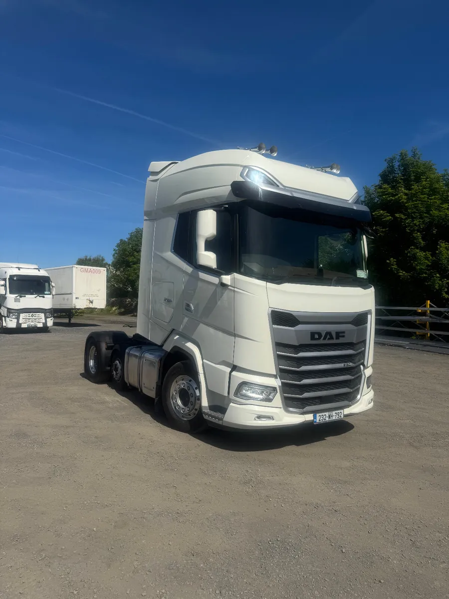 232 DAF XG+ 6x2 - Image 3