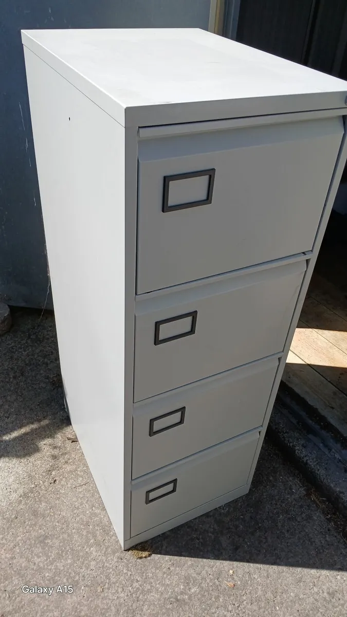 filing cabinet 4 drawer with key