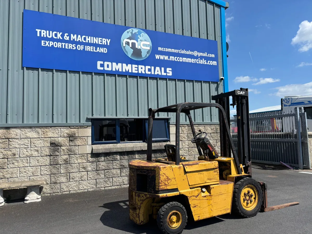 For Sale: 2.5 Ton Caterpillar Forklift - Image 3