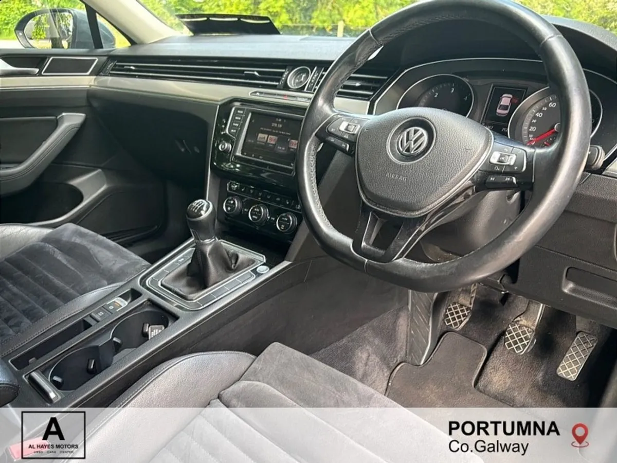 Volkswagen Passat Highline 1.6 TDI 120HP - Image 2