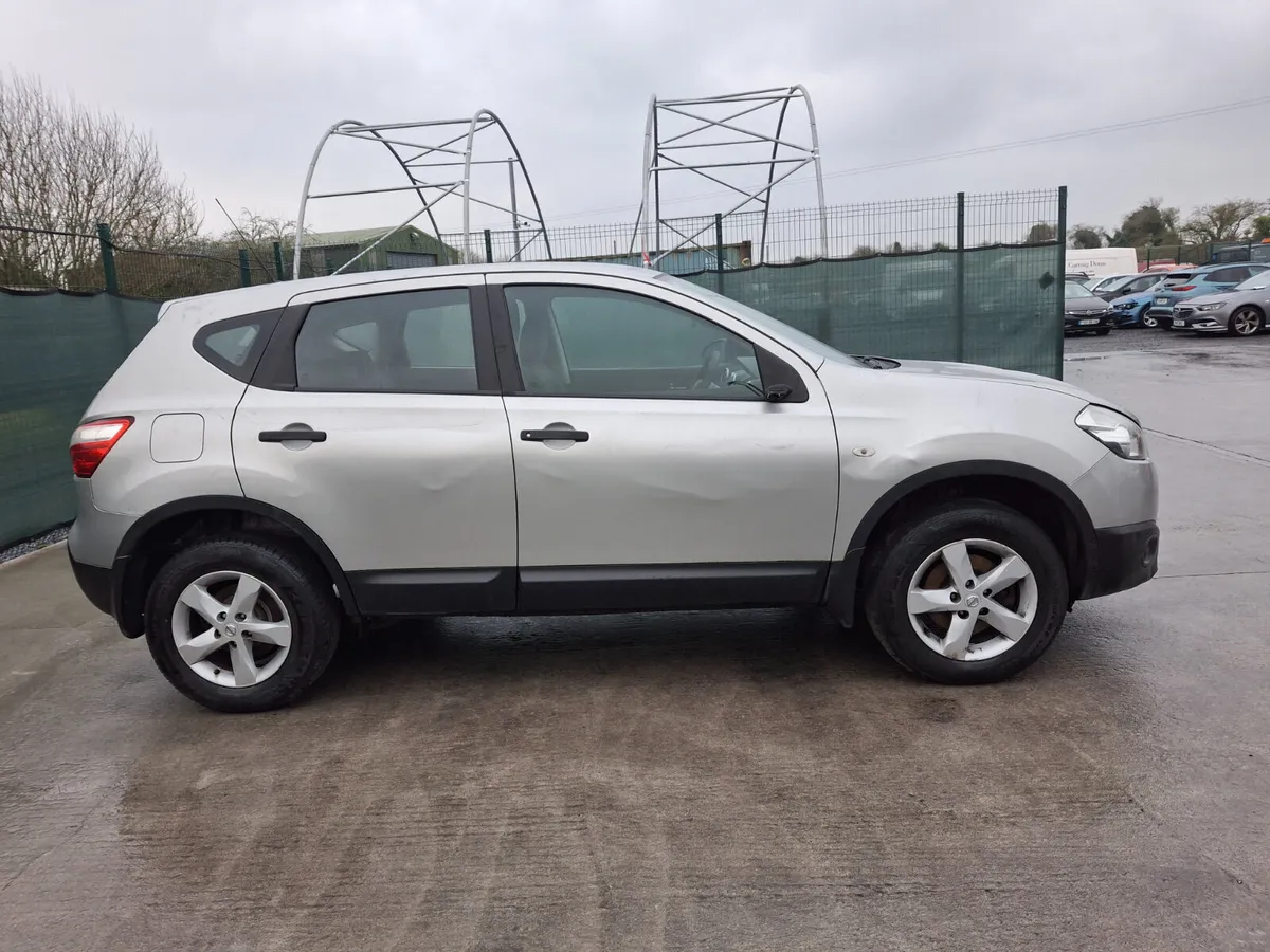 2013 Nissan Qashqai  1.5 Diesel - Image 3