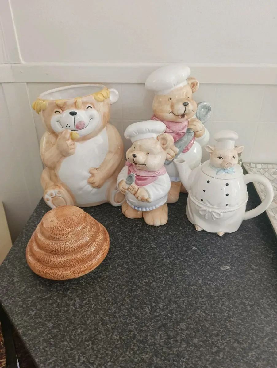 Beautiful set of unusual storage jars - Image 2