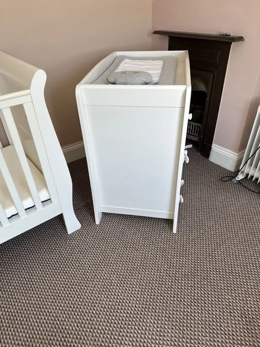 Baby Changing Unit - Image 2