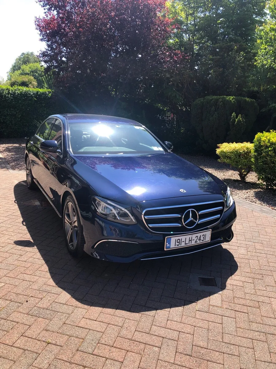 A car - Image 1