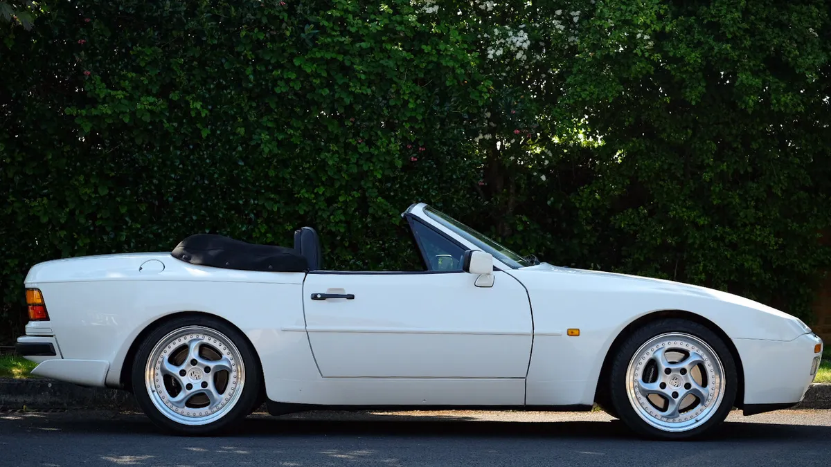 1989 Porsche 944 S2 Cabriolet 3.0 - Image 1