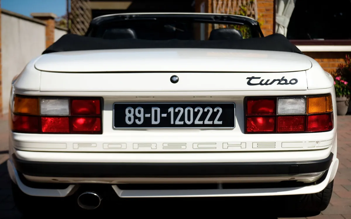 1989 Porsche 944 S2 Cabriolet 3.0 - Image 3