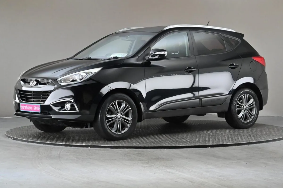 Hyundai ix35 1.7crdi 115BHP 6spd Executive  half - Image 4