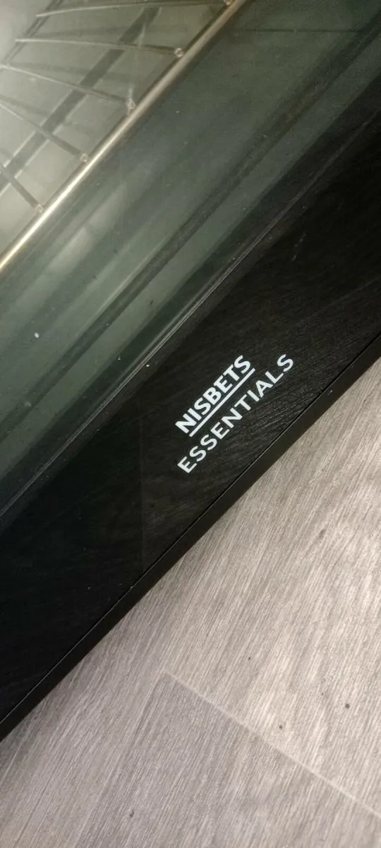 Nisbets essentials oven - Image 1