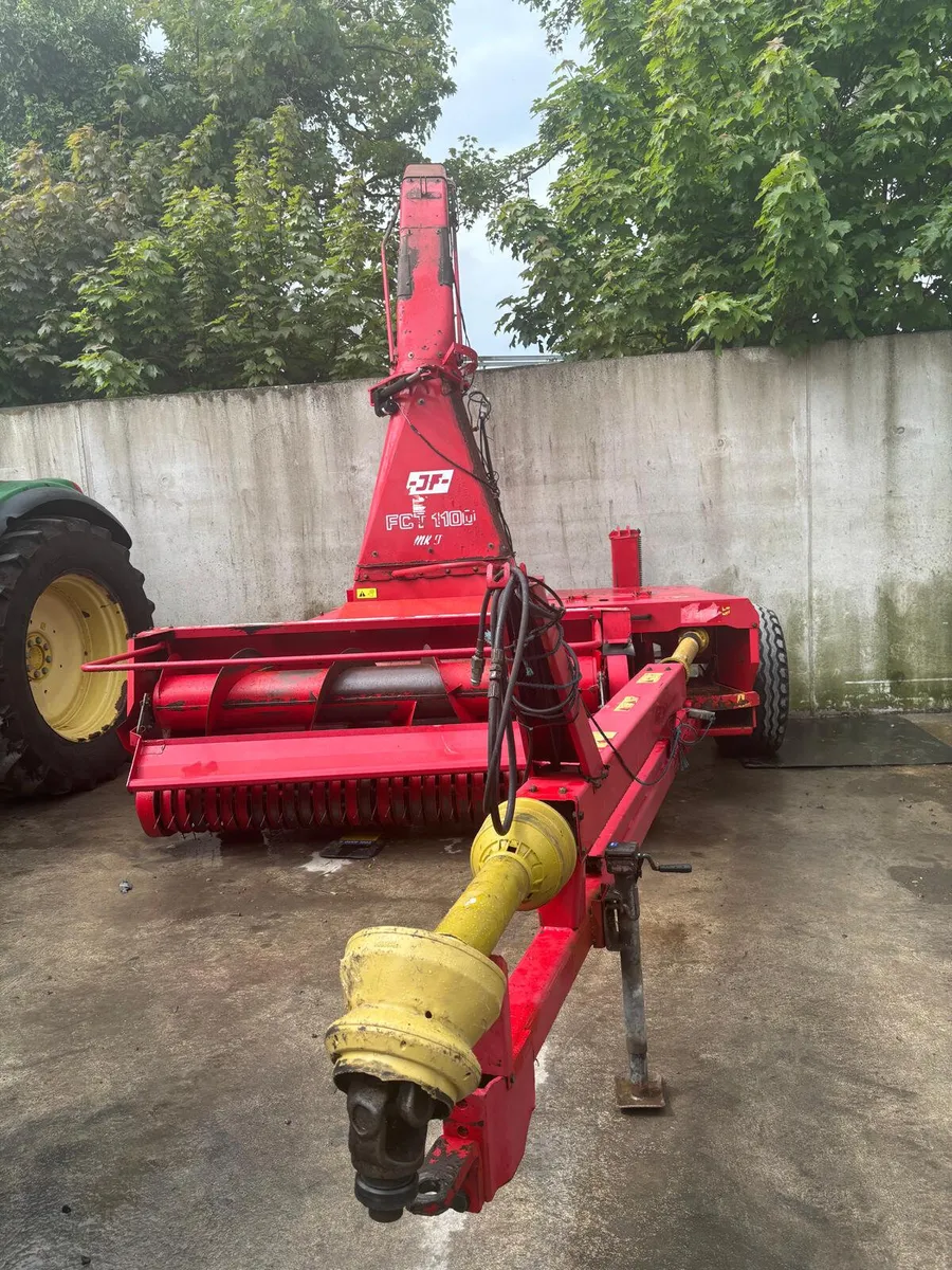 JF FCT 1100 Trailed Harvester - Image 1