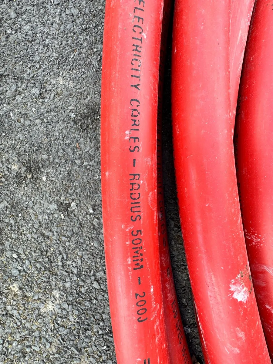 ESB 50MM red ducting roll/MDPE - Image 2