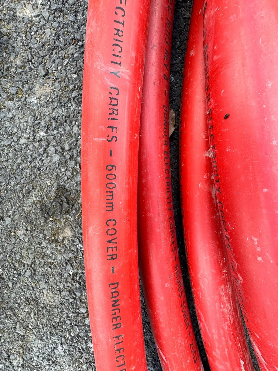 ESB 50MM red ducting roll/MDPE - Image 3