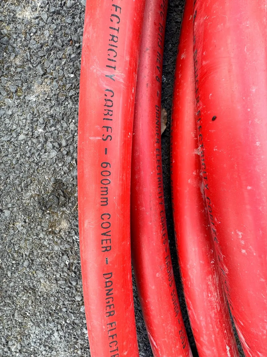 ESB 50MM red ducting roll/MDPE - Image 4