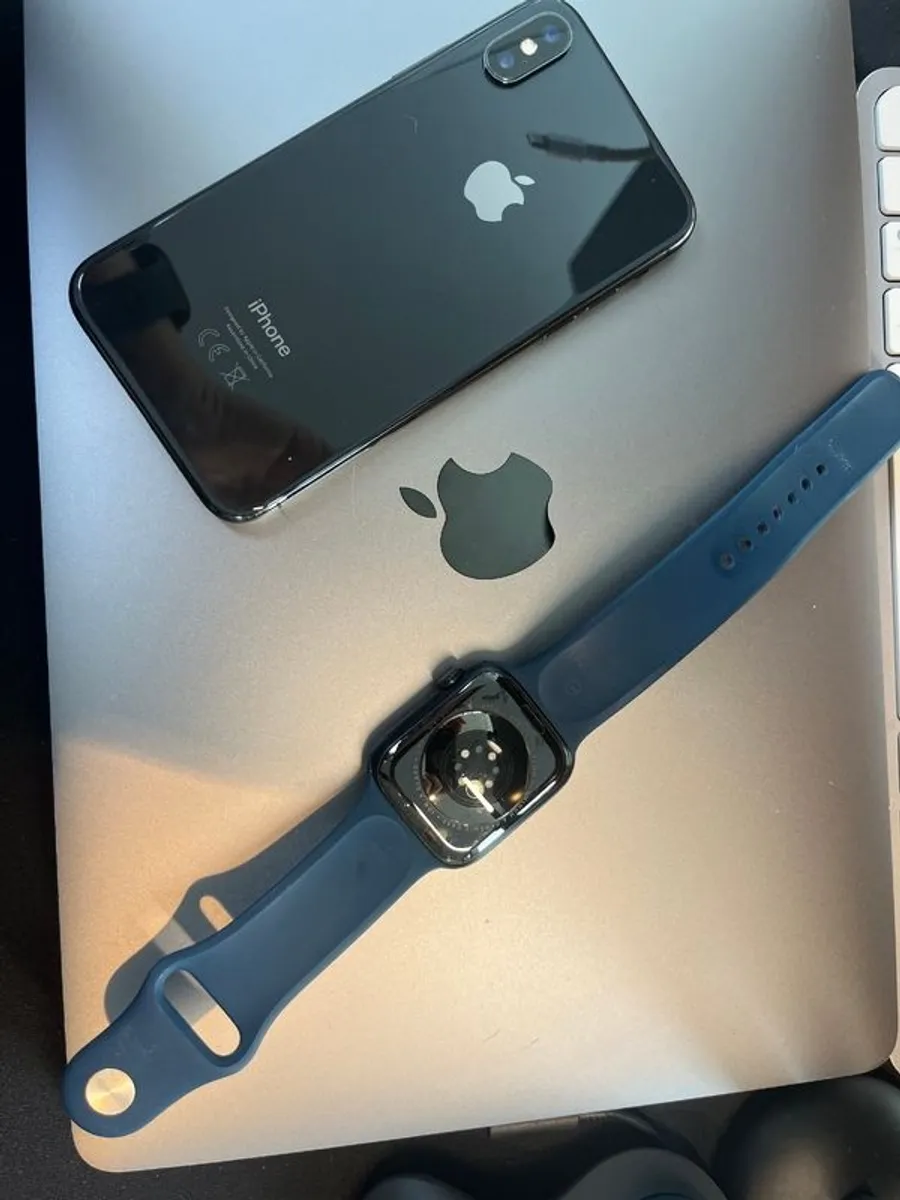 Apple Watch Series 7 GPS 45mm Midnight Aluminium Case - Image 3