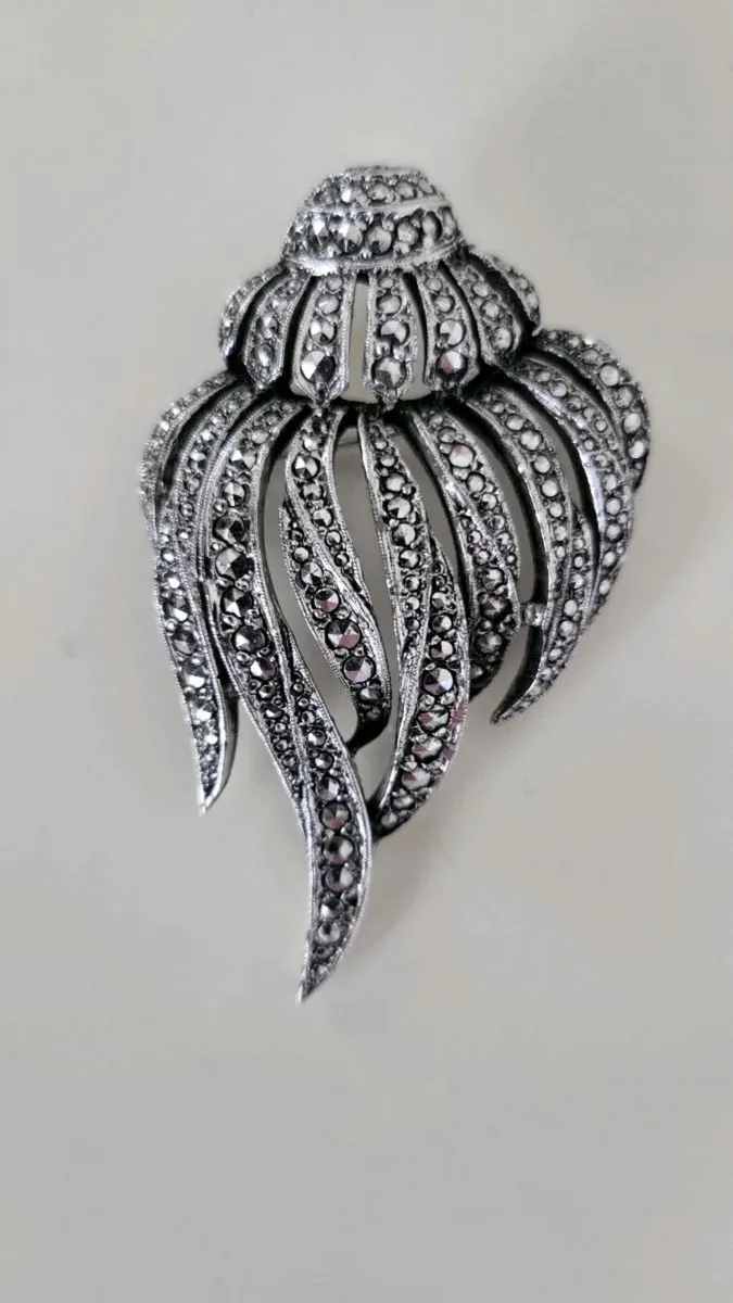 Vintage Marcasite Shell Brooch