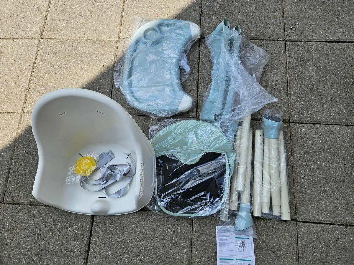 Highchair 6m+ - Image 1