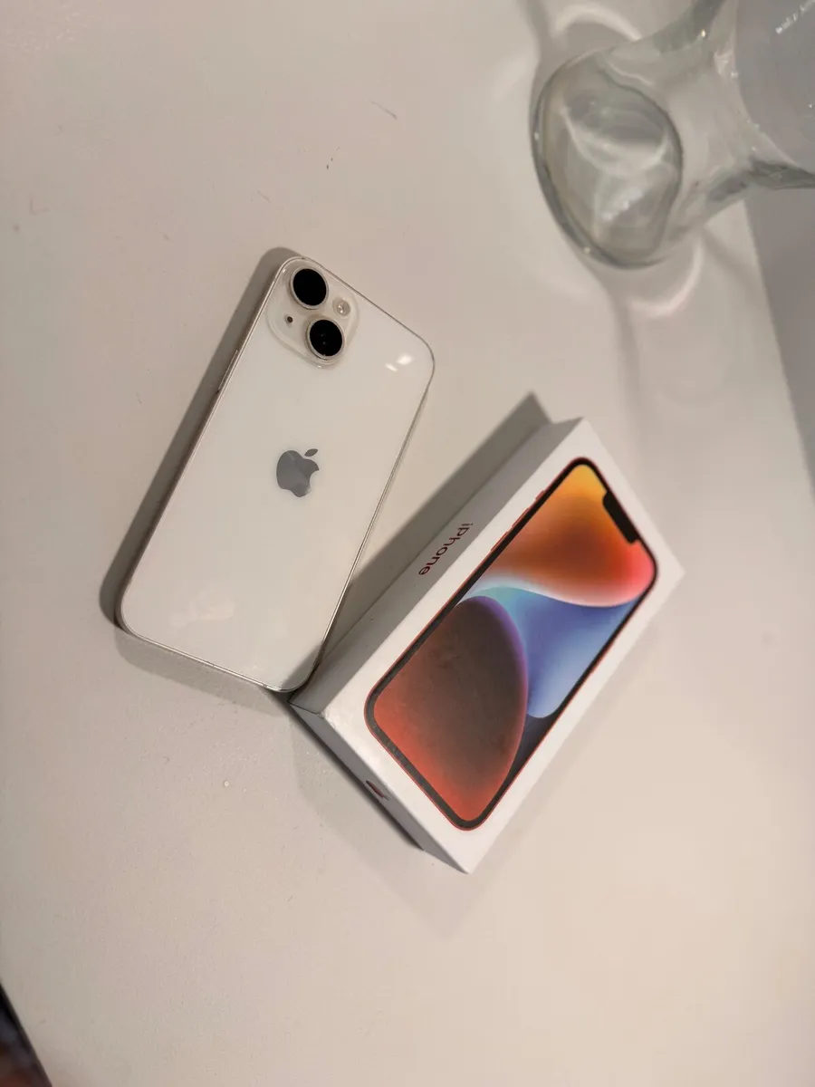 white iphone 14 - Image 4