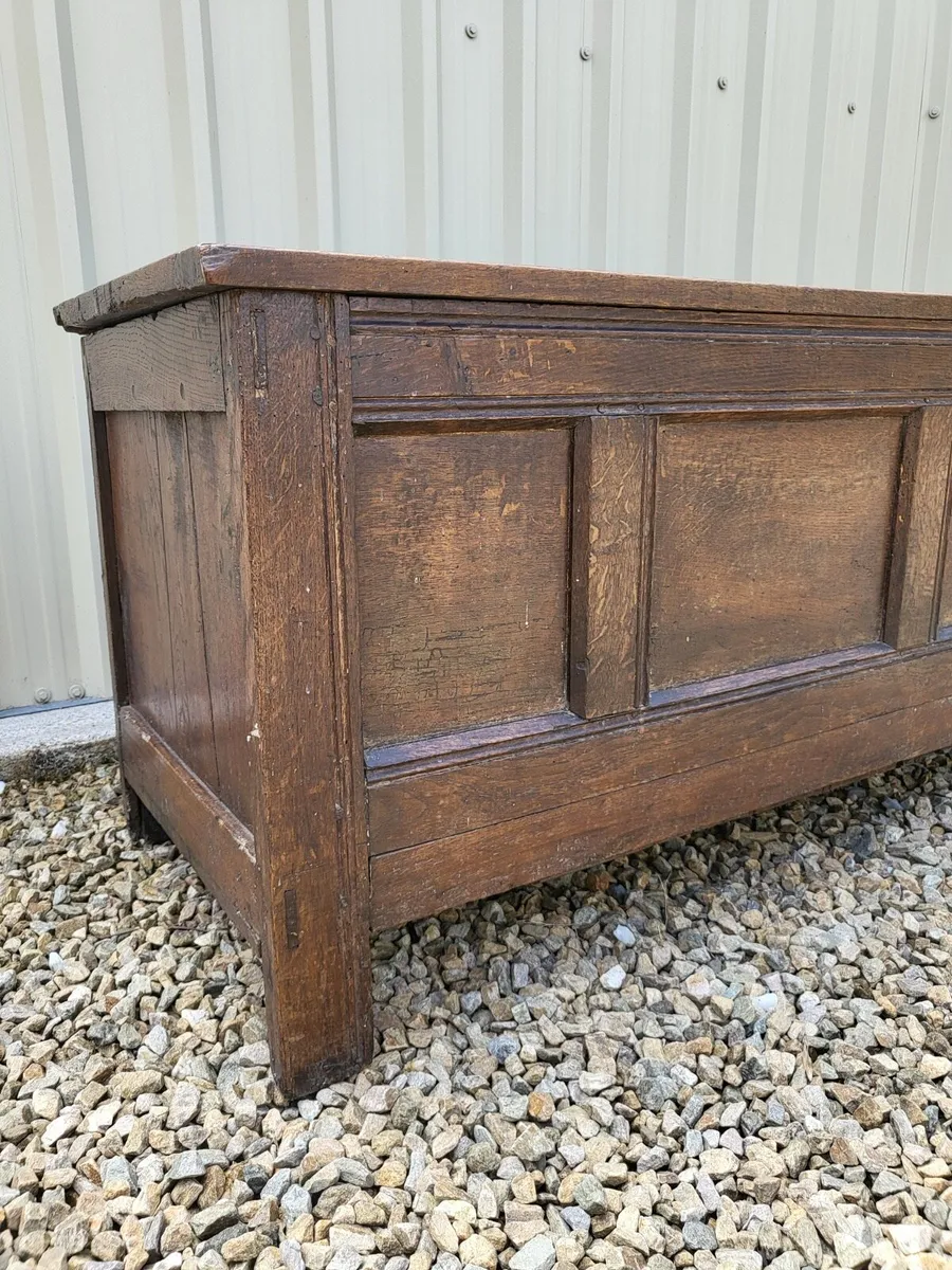 Large oak storage box / coffer - Image 4
