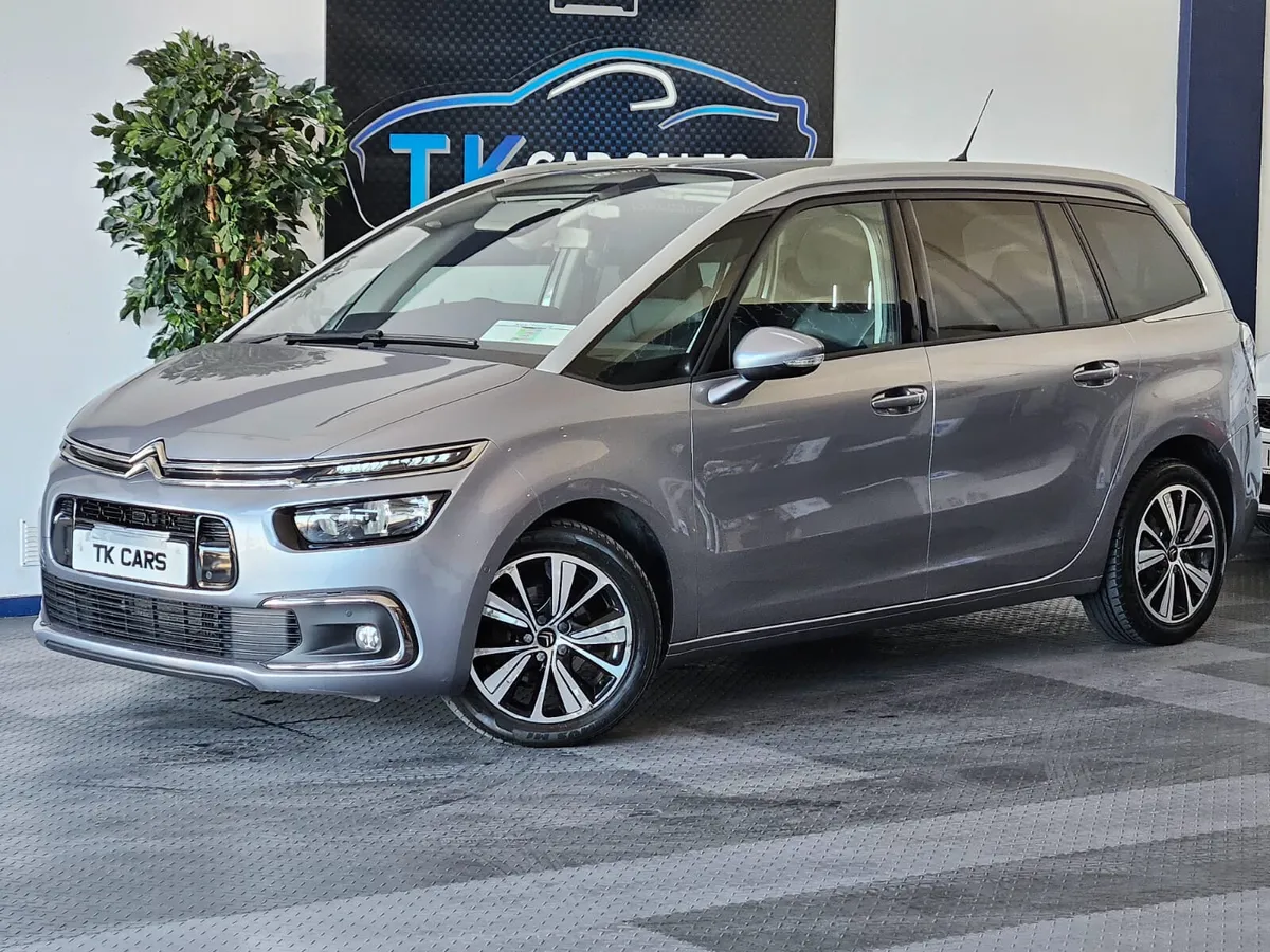 19 NEW MODEL CITROEN C4 PICASSO FEEL - Image 1