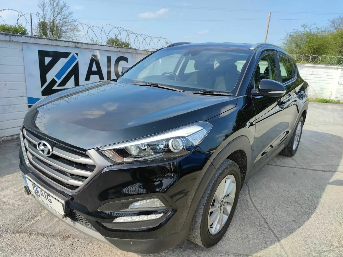 182 HYUNDAI TUCSON 1.7 SE NAV REV CAM B-DRIVE - Image 3