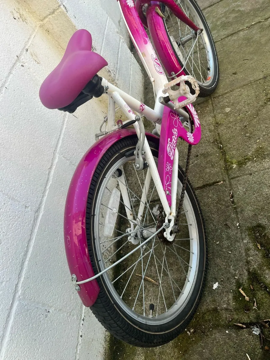 Kid's bike good condition free delivery - Image 4