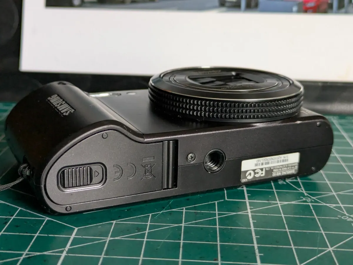 Samsung WB 150 CCD digital camera Schneider lens - Image 3