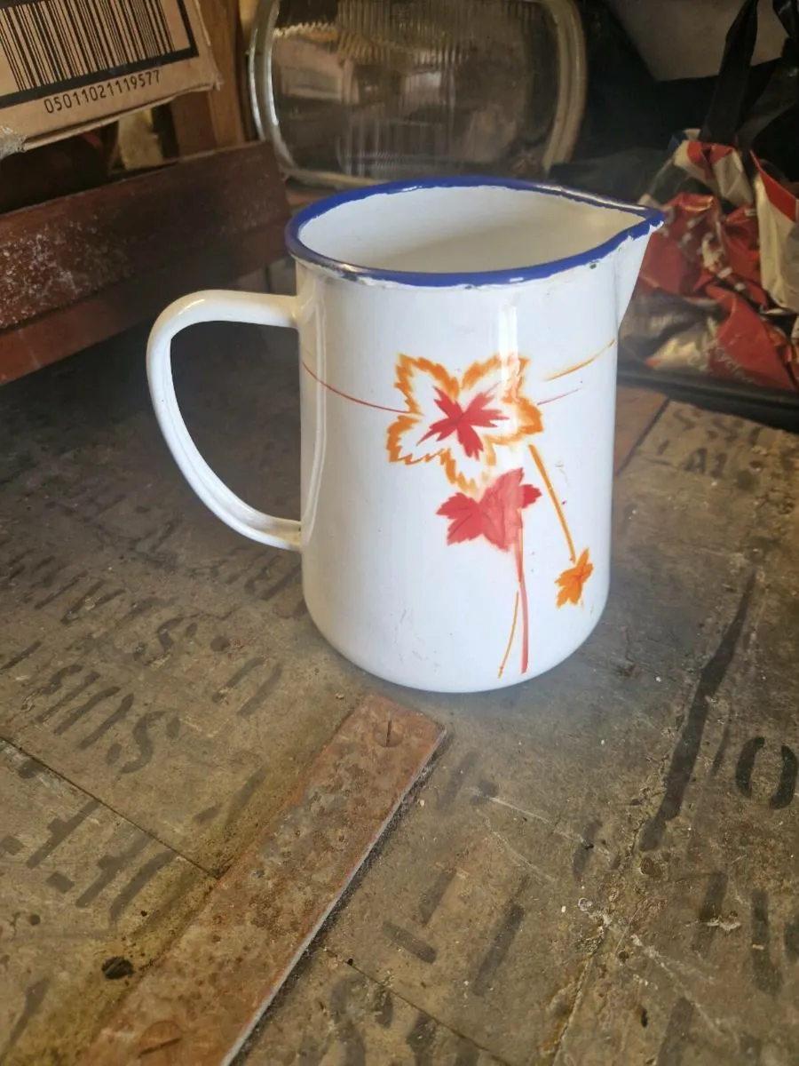 Vintage Enamel Jug - Image 3