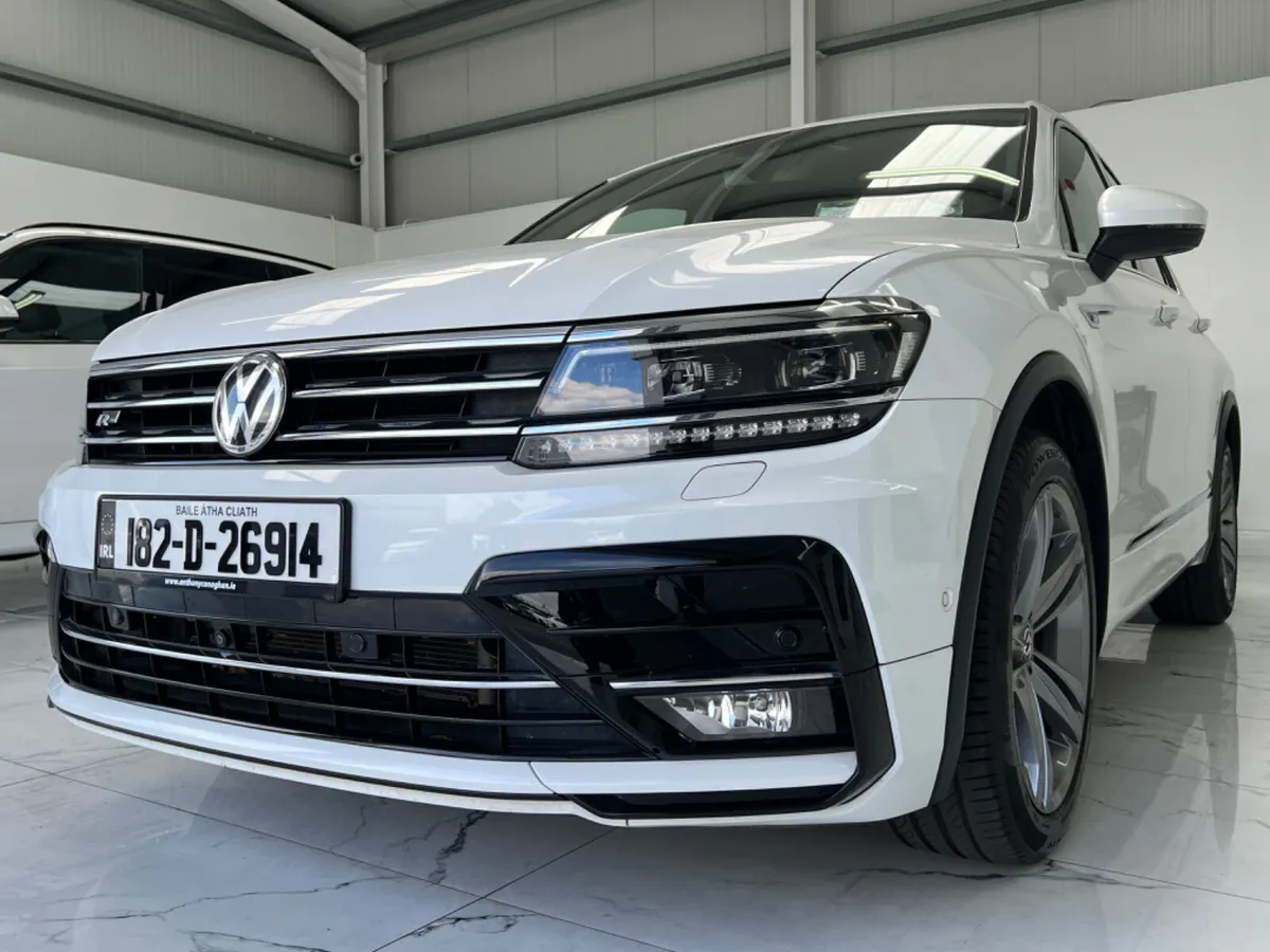 2018 Volkswagen Tiguan R Line - Image 4