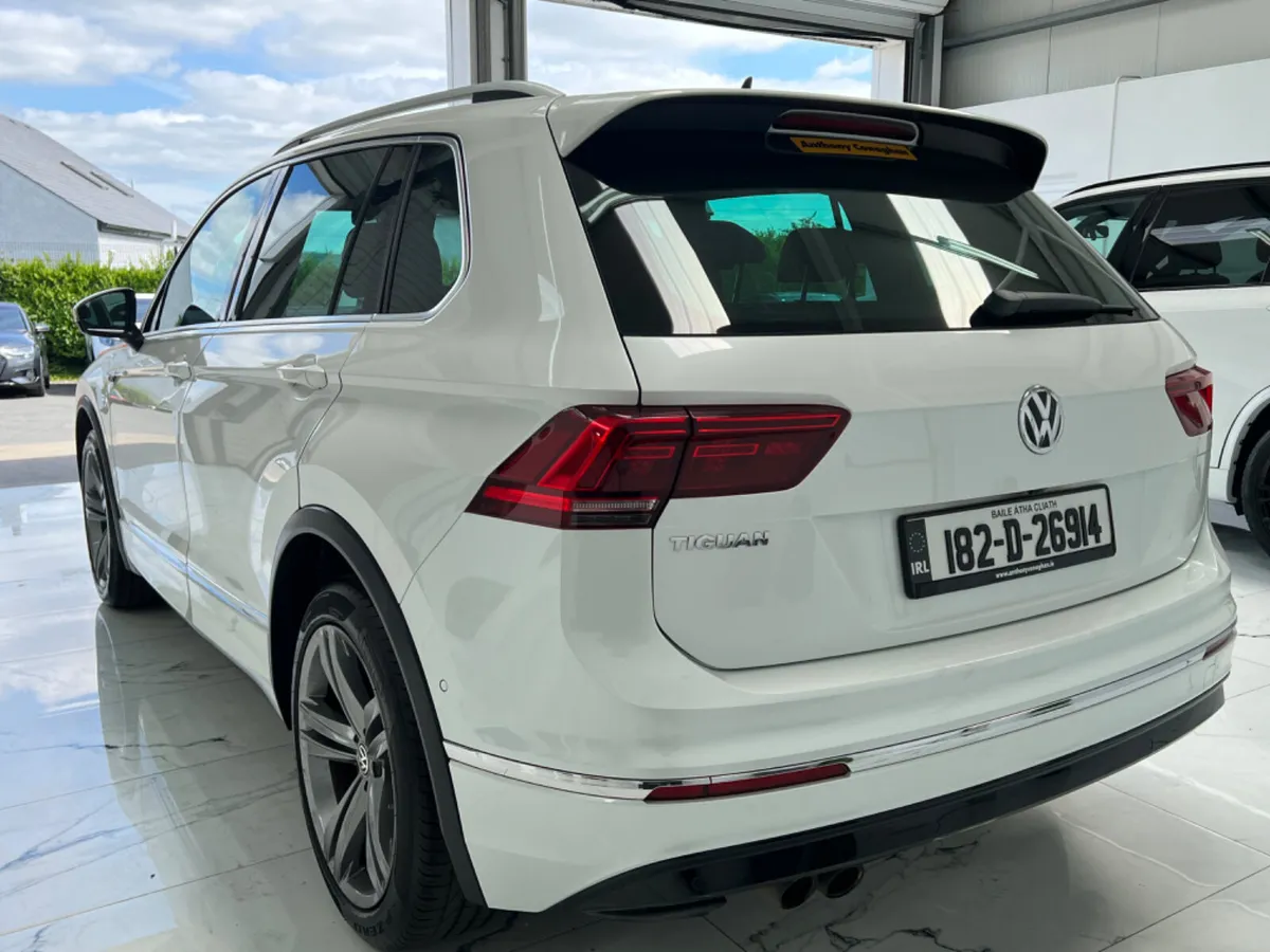 2018 Volkswagen Tiguan R Line - Image 3