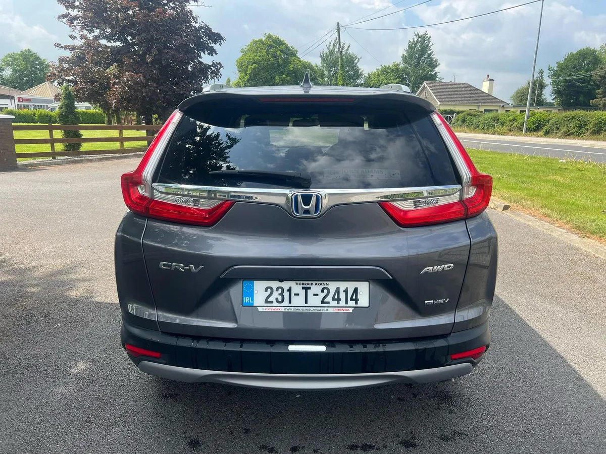 Honda CR-V Executive AWD 2023 - Image 4