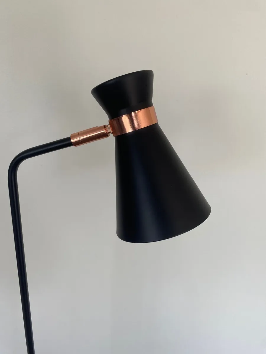 Floor lamp - Image 1