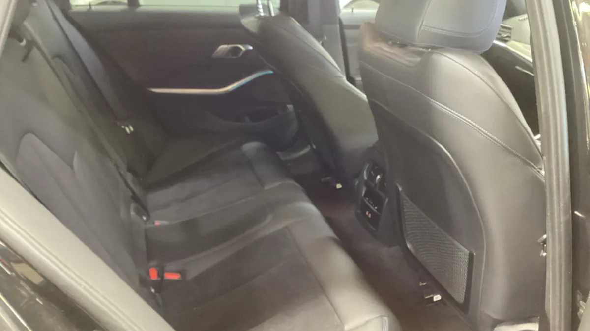 BMW 3 SERIES 330e M SPORT ESTATE / FACELIFT - Image 4