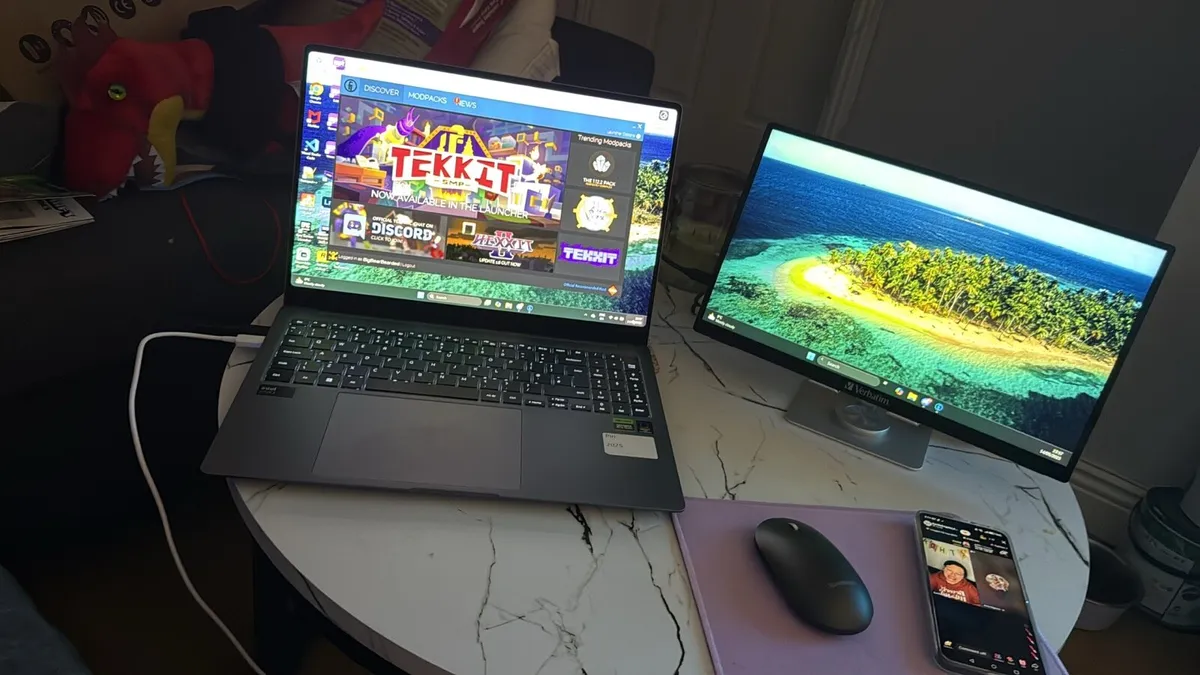 Gaming Laptops - Image 2