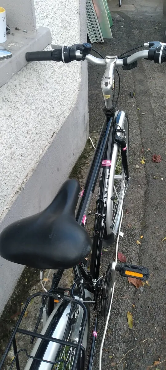 Lovely man's bike 28inch never used - Image 2