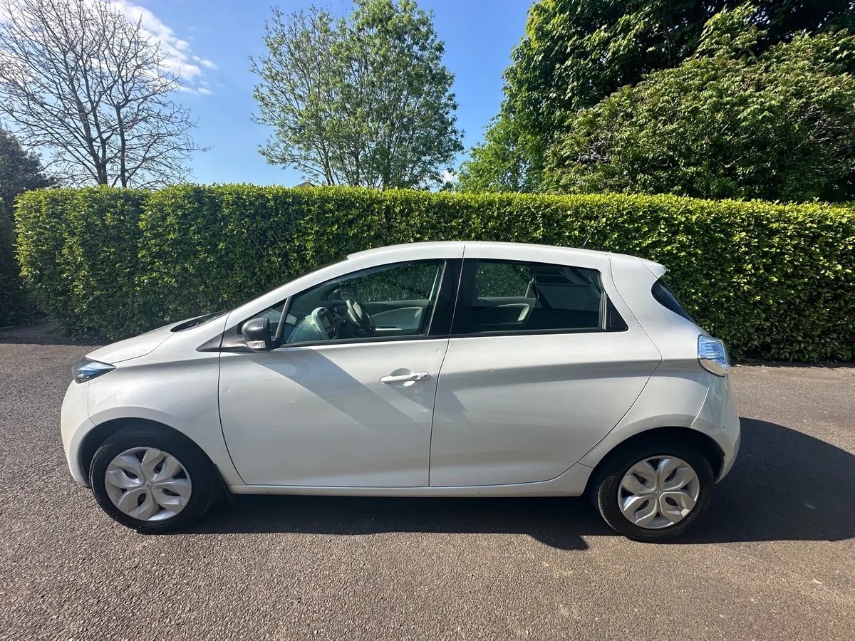 2019 Renault Zoe - Image 2