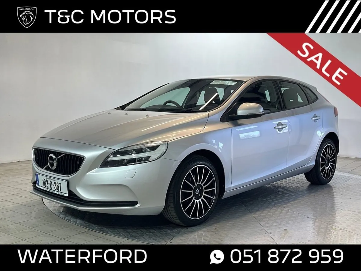 Volvo V40 D2 - Momentum Edition - Low Mileage Hig - Image 1