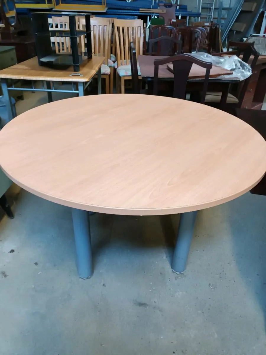 Office Table - Image 1