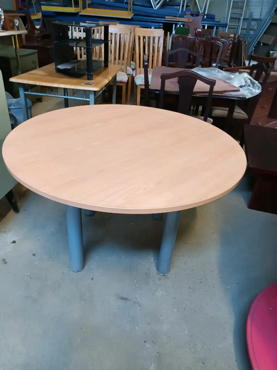 Office Table - Image 2